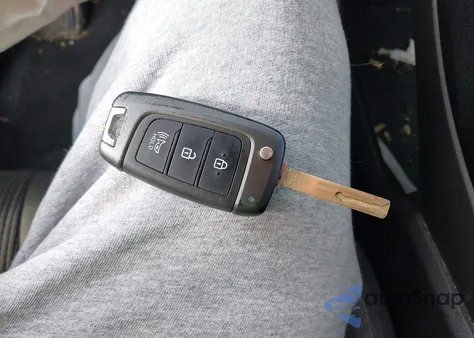 2021 Hyundai Santa Fe Se from USA, damaged, VIN 5NMS1DAJ8MH344041